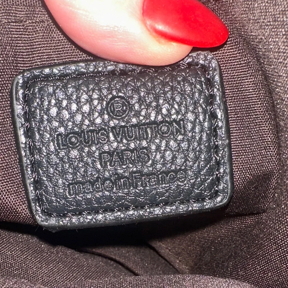 Louis Vuitton Monogram Brown Crossbody Bag - Picture 5 of 8